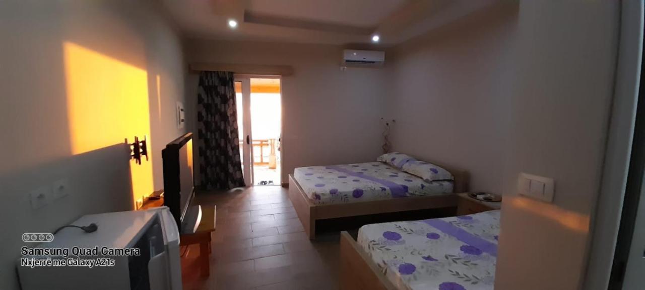 Xuxi Apartments Lukovë エクステリア 写真
