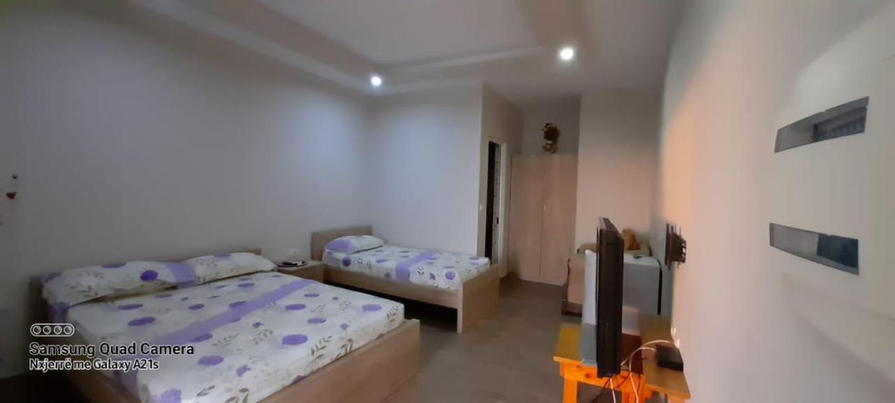 Xuxi Apartments Lukovë エクステリア 写真