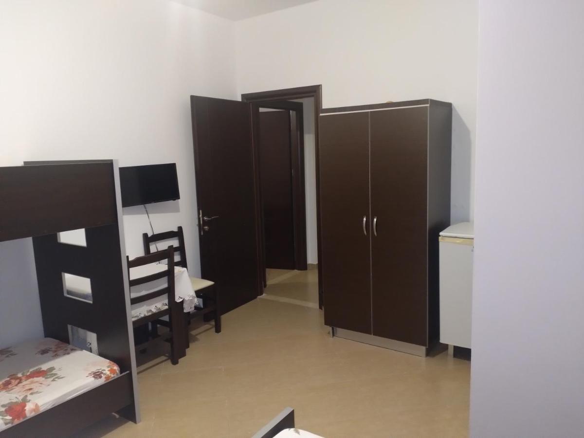 Xuxi Apartments Lukovë エクステリア 写真