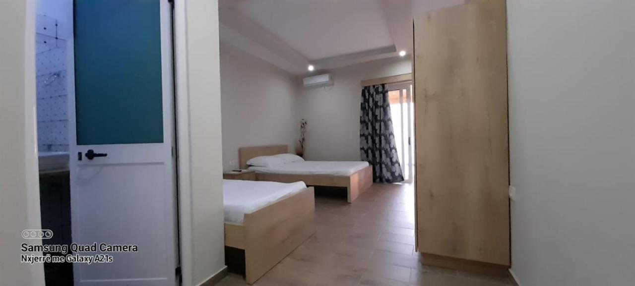 Xuxi Apartments Lukovë エクステリア 写真