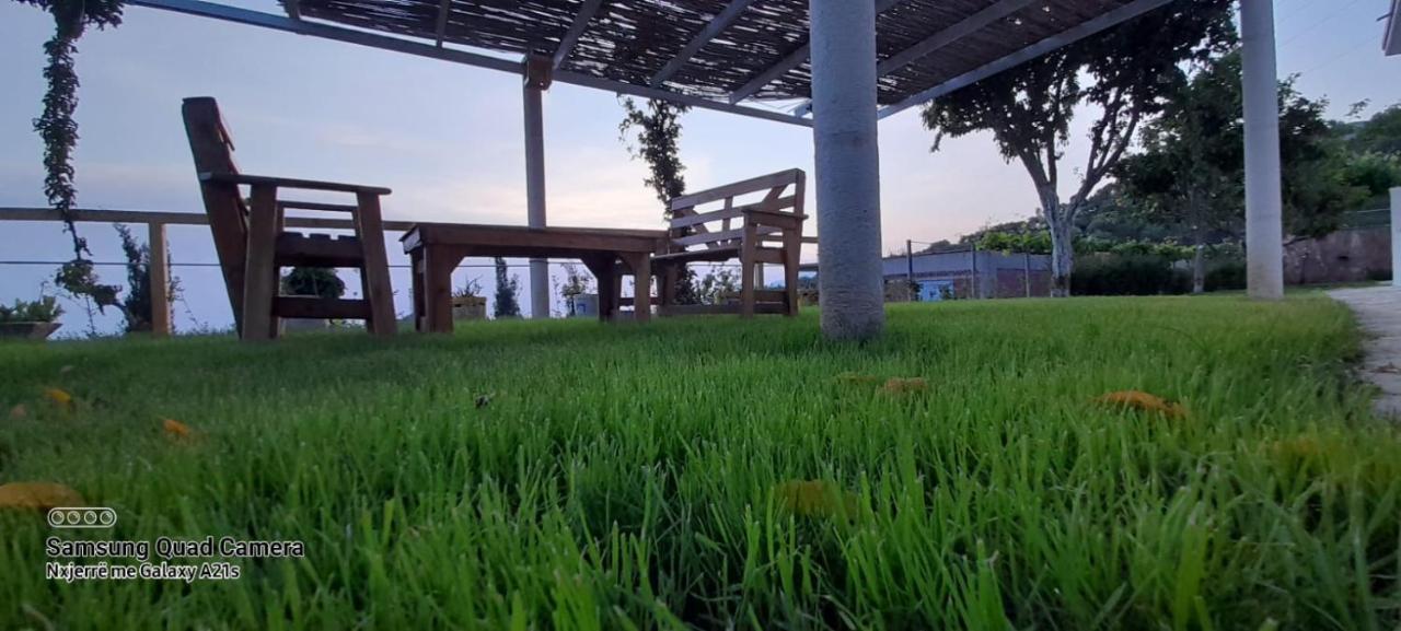 Xuxi Apartments Lukovë エクステリア 写真
