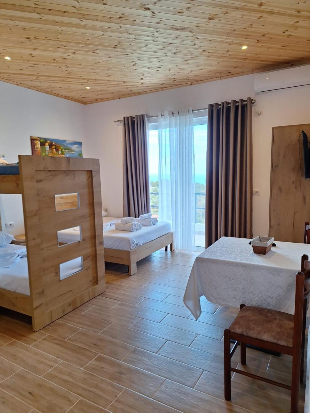 Xuxi Apartments Lukovë エクステリア 写真
