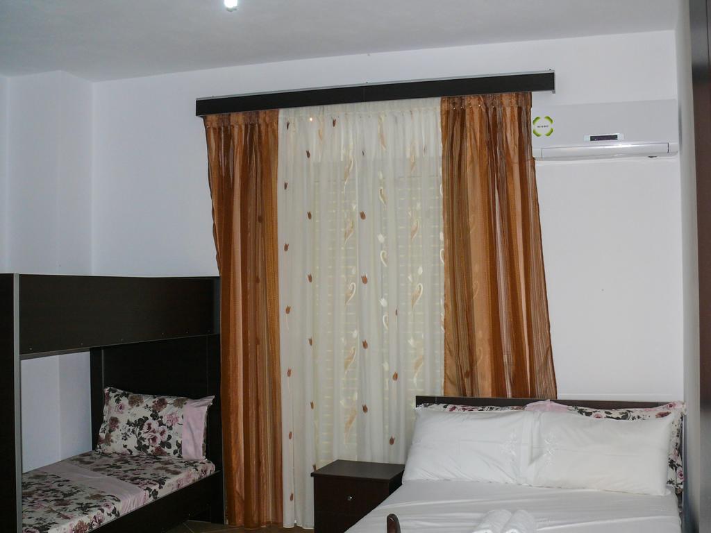 Xuxi Apartments Lukovë エクステリア 写真