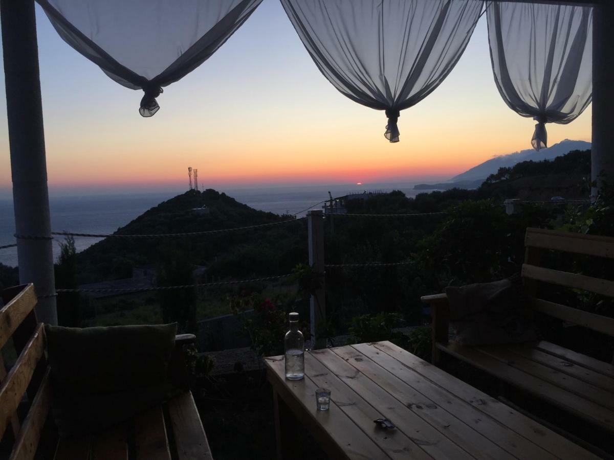 Xuxi Apartments Lukovë エクステリア 写真